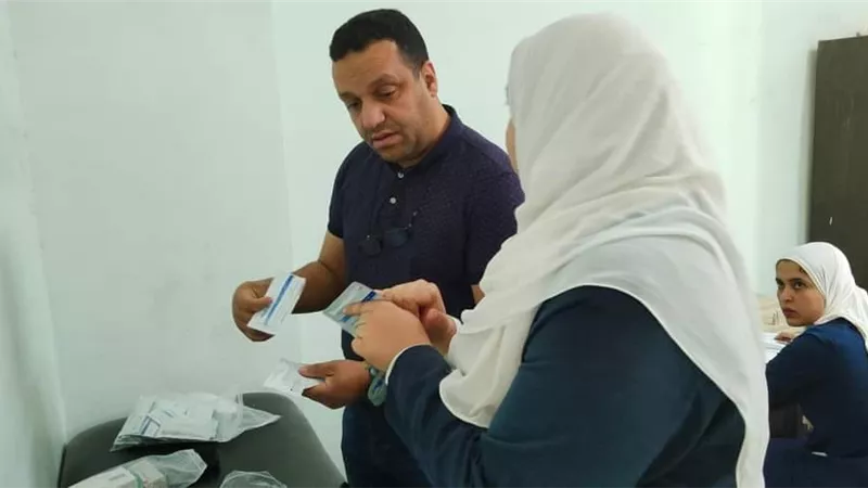 وكيل وزارة الصحة بأسيوط يكلف لجنة بفحص أعمال مستشفى النواورة