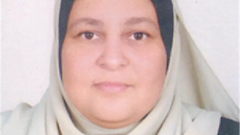 تعيين فردوس النزهي أميناً مساعداً للشئون المالية لجامعة المنيا