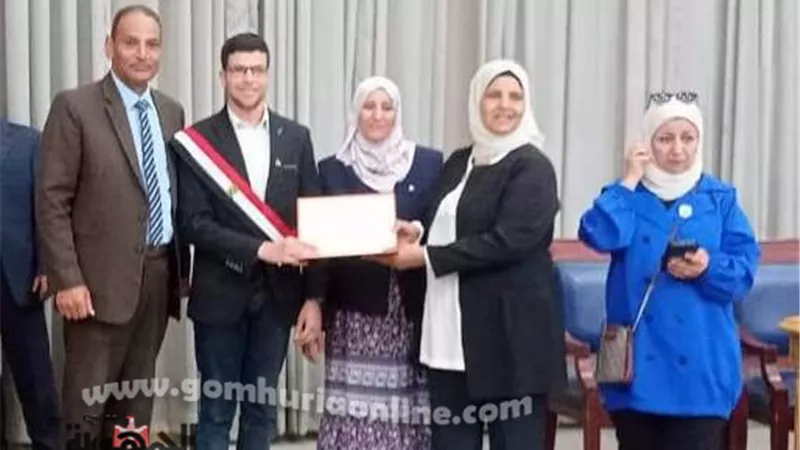 طالب دمياطي يفوز بالمركز الأول علي الوطن العربي