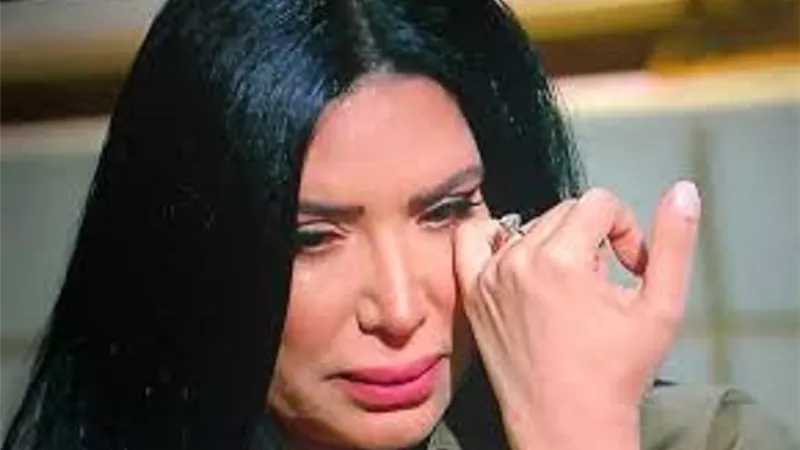 عبير صبرى عن مصطفى درويش: 
