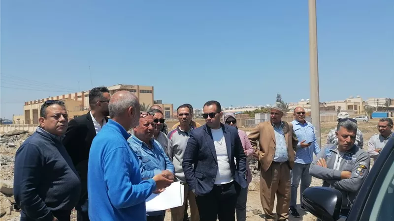 رئيس دمياط الجديدة يتفقد أعمال التطوير والرصف بشوارع المدينة
