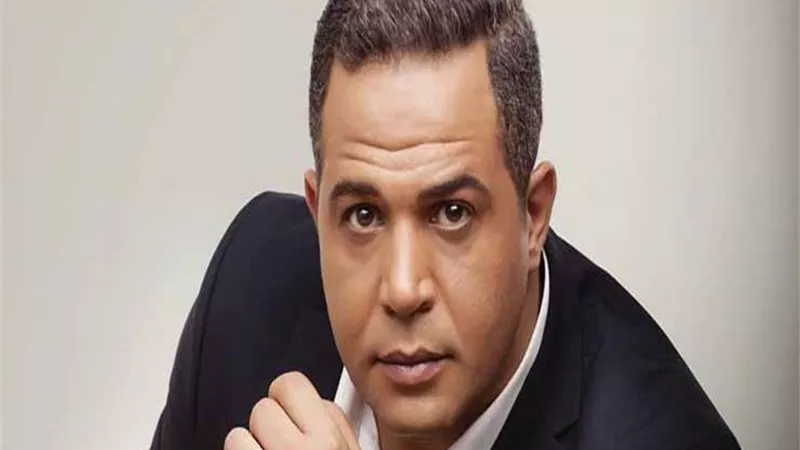 الناس فاقت من غيبوبتها بخبر وفاتك.. حمزة العيلي ينعي مصطفى درويش