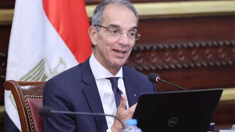 وزير الاتصالات يناقش دعم ومساندة عمل الشركات الناشئة