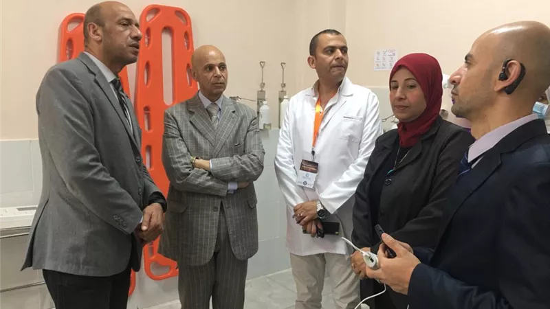 مدير الصحةيتفقد الخدمات الطبية بمستشفى الصالحية ومركزطبي٢