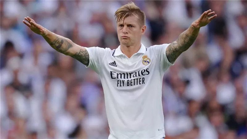 تفاصيل العقد الجديد لكروس مع ريال مدريد