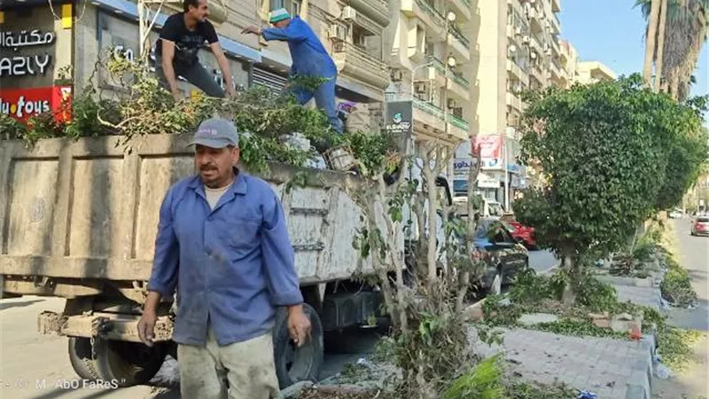 رفع 425 طن قمامة واتربة ومخلفات صلبة من شوارع المنصورة
