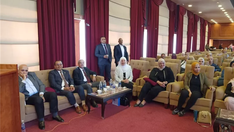 مسعود يشهد اللقاء العلمي الـ٣٠لرابطة أطباء الكبد والجهازالهضمى