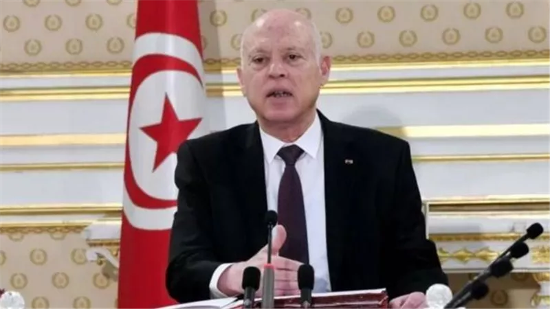 الرئيس التونسي: من يدعو إلى الإرهاب الفكري ليس له مكان في بلادنا