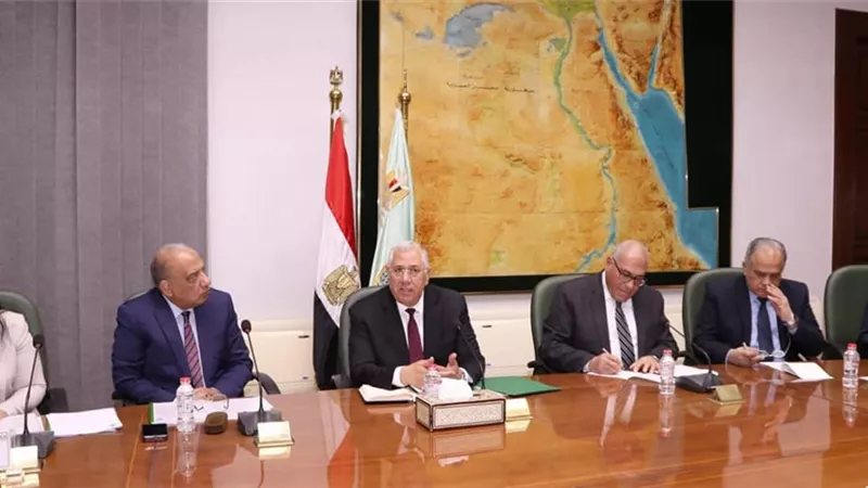 القصير:نستهدف تحسين مستوى معيشة الفلاح في إطار مبادرة حياة كريمة