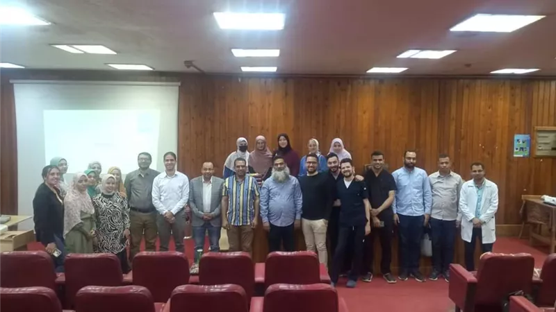 تدريب أطباء الرعايات الحرجة على أسس التعامل مع المرضي بالمنيا