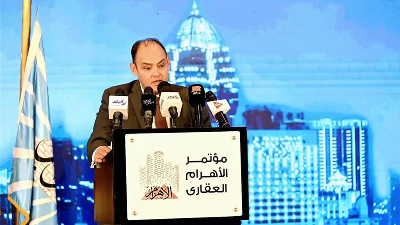 وزير التجارة: الدولة مهتمة بدعم حركة العمران لتوفير حياة كريمة