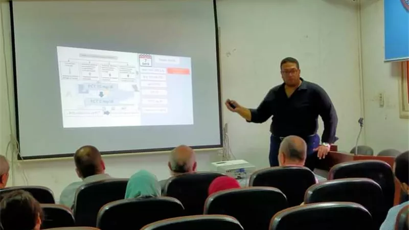 طب سوهاج تنظم دورة تدريبية عن 