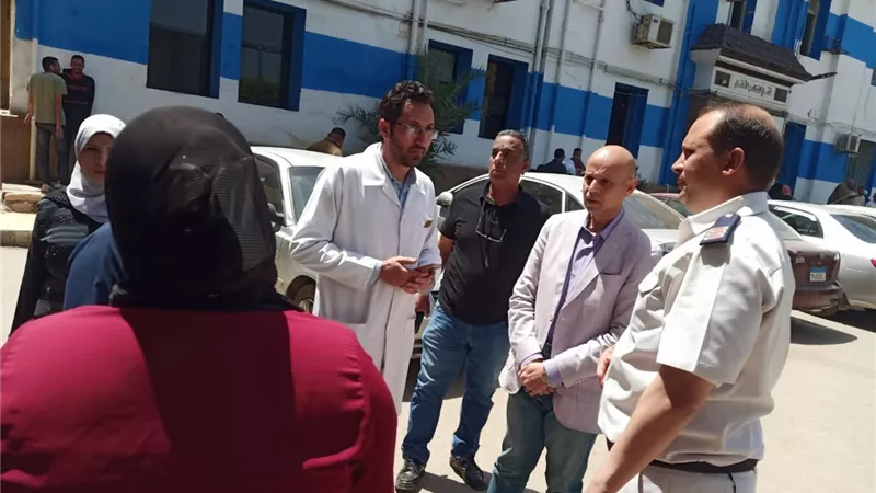 مدير الصحة يكلف فريقا من المديرية لإدارة مستشفى منيا القمح