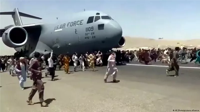 اللجوء والنزوح مآسٍ إنسانية لا تنتهي
