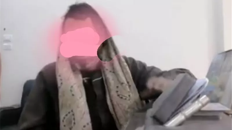 عامل يقتل ابن عمه ويدفن جثته فى صجراء قنا وحيوان ضال يكشف الجريمه