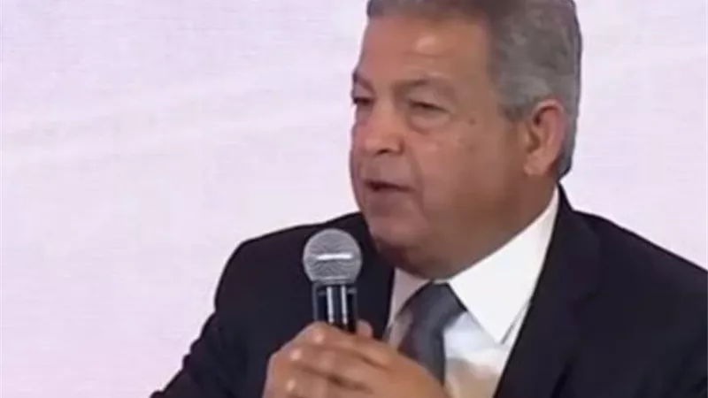 خالد عبد العزيز: موضوعات الأسرة في الحوار الوطني كلها حساسة ومهمة