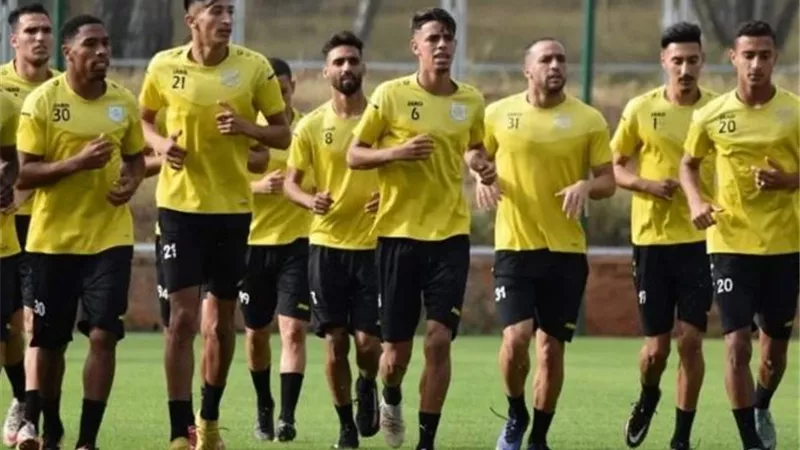 ازمة داخل الدفاع الجديدي المغربى لعدم صرف الرواتب
