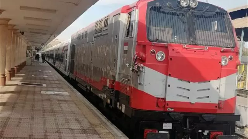 وزير النقل يوجه بتشكيل لجنة لكشف ملابسات حريق قطار مرسى مطروح