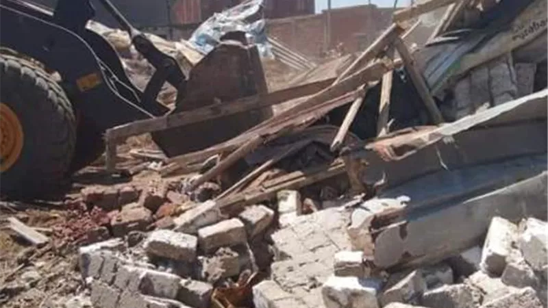 إزالة ٢٠ حالة تعدى على أملاك الدولة بدمياط