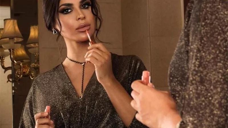 نورهان منصور تتألق بإطلالة أنثوية جذابة عبر إنستجرام .. صور