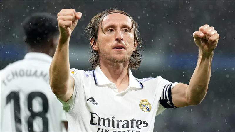 مودريتش يزين قائمة ريال مدريد لمواجهة أوساسونا فى نهائي كأس الملك
