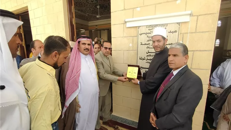 محافظ شمال سيناء يفتتح المسجد الكبير بقرية الجفجافة..صور