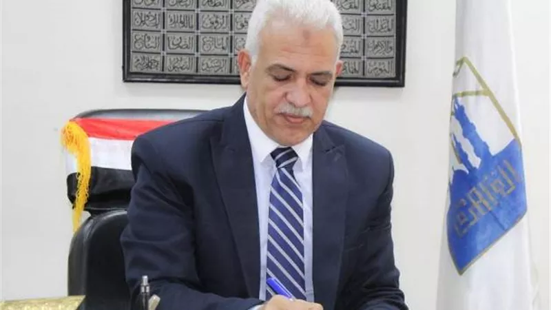 تعليم القاهرة يحذر من حيازة التليفون المحمول فى الامتحانات