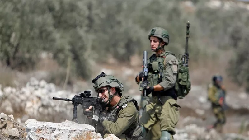 مصرع فلسطينيين برصاص القوات الإسرائيلية جراء اقتحام مخيم طولكرم