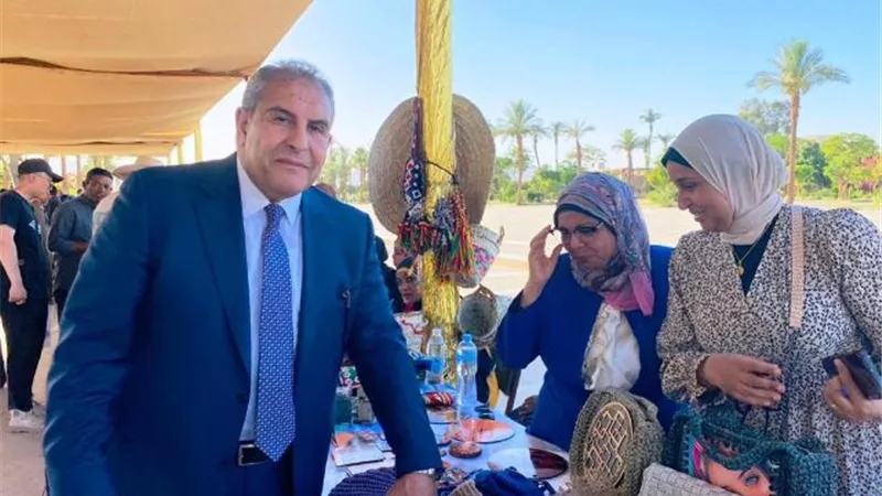 16عارضة أسوانية فى إنتاج المشغولات والحرف اليدوية