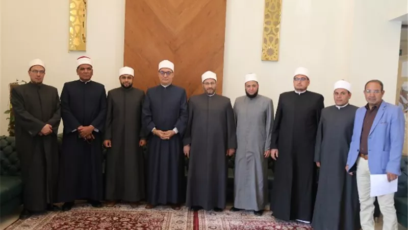 البحوث الإسلامية يطلق قوافل التوعية الأسبوعية لعدد من المحافظات