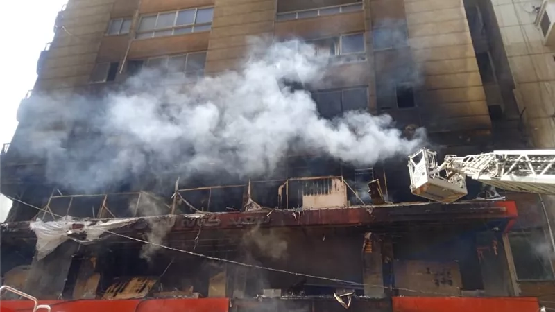 مصرع شخصين في حريق مدمر بالمنتزه
