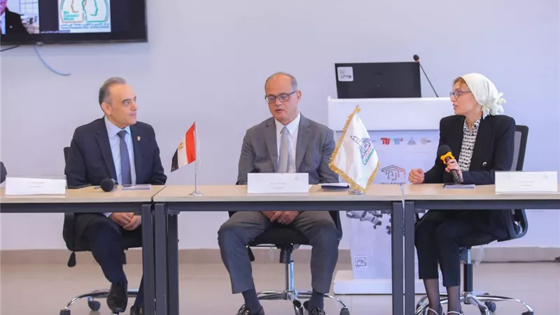 مركز التدريب والتطوير بجامعة عين شمس يحصل على الاعتماد الدولي