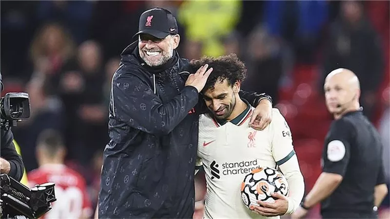 كلوب : محمد صلاح عظيم ونتمنى أن يستمر معنا طويلًا في ليفربول