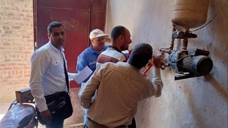 شركة مياه قنا تبدأ حملة استبدال العدادات العاطله