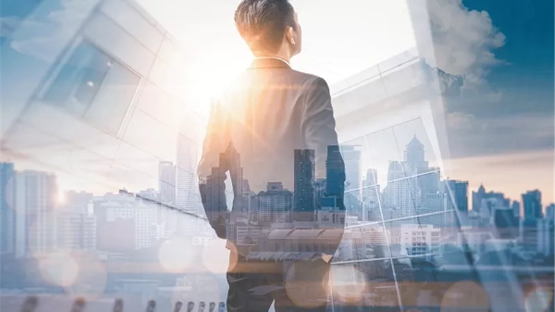 الحكومة تسابق الزمن.. لتأهيل الشباب لوظائف المستقبل