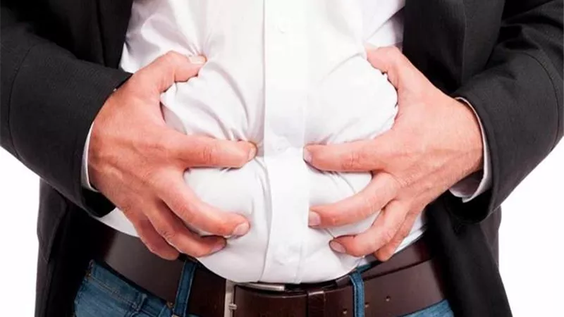 7 طرق بسيطة تساعدك على التخلص من انتفاخ البطن