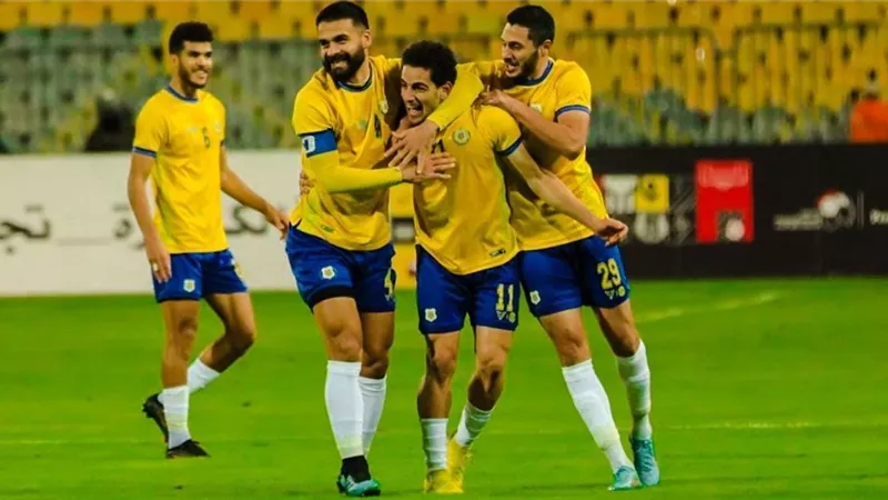 وكيله يكشف.. الزمالك يتفاوض مع نجم الإسماعيلي