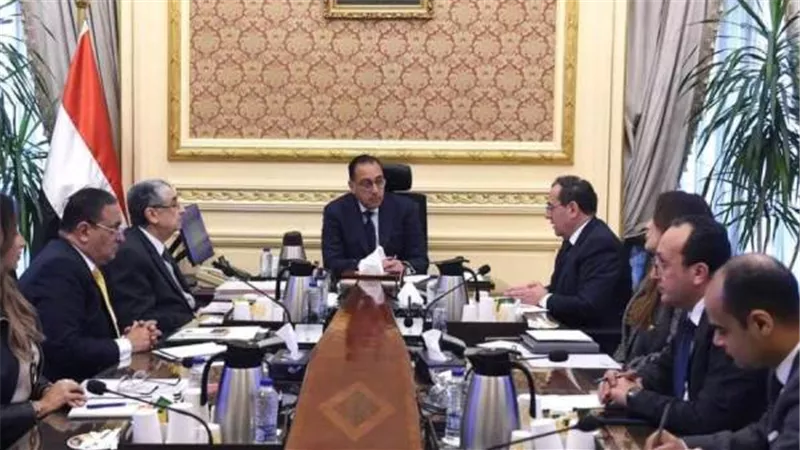 مدبولي: الإعلان عن الاستراتيجية الوطنية للهيدروجين الأخضر قريبًا