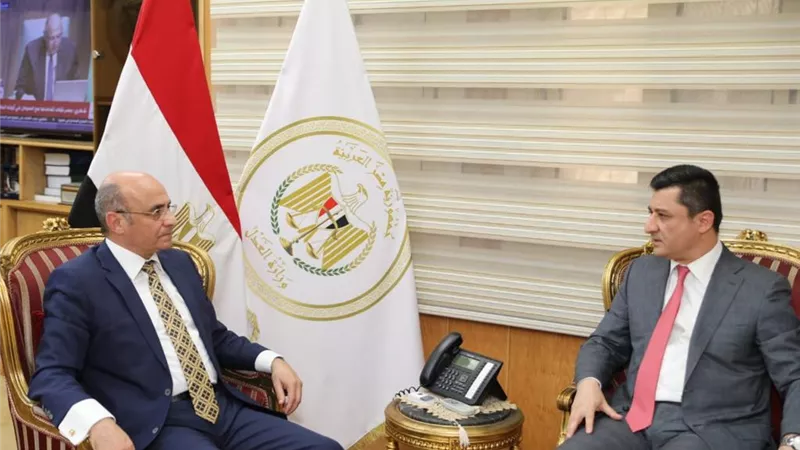 وزير العدل يبحث ونظيره العراقي تعزيز التعاون القضائي بين البلدين