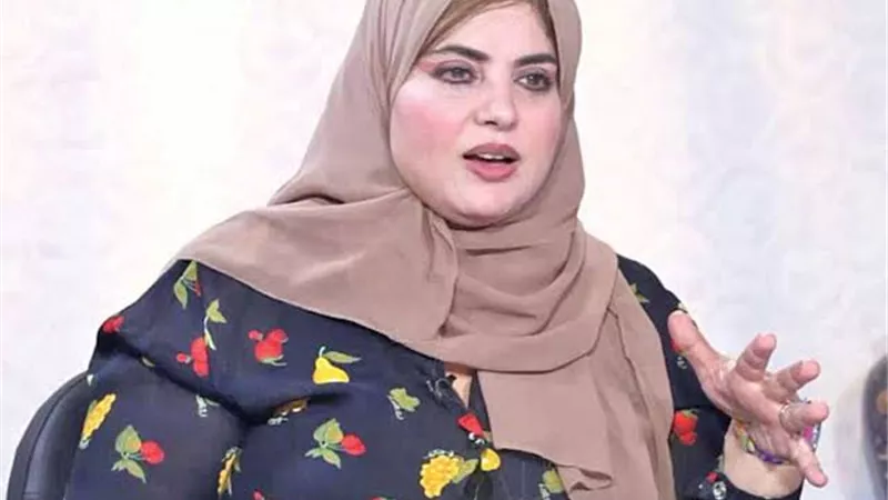 ميار الببلاوى : وفاء مكى بتشوُّه صورتى و البنتين إتعذبوا