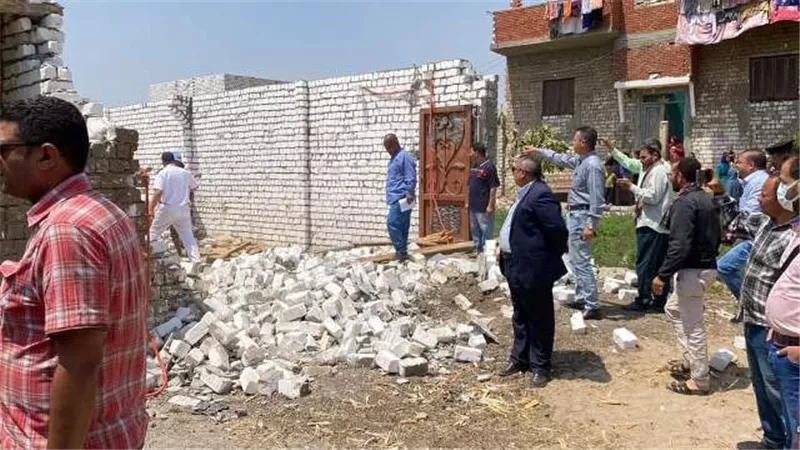 إزالة 12حالة تعد بمركز مغاغة بالمنيا خلال حملات مكبرة