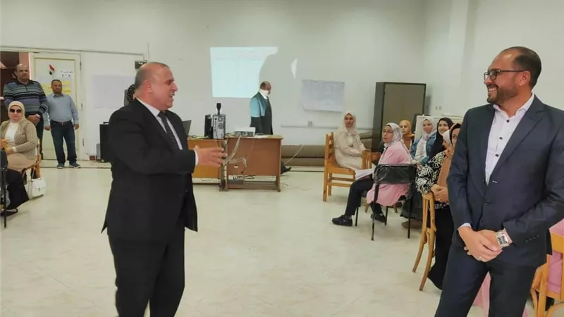 وكيل تعليم بدميـاط يتابع التأهيل الذهني والبدني للمعلمين الجدد