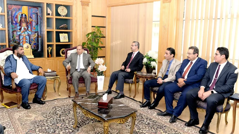 وفد الملحقية الثقافية الليبية بالقاهرة بجامعة المنصورة