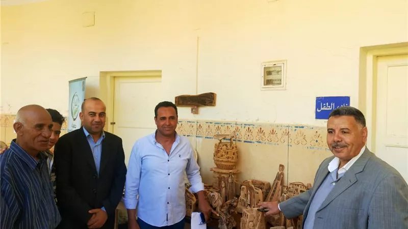 الحرف اليدوية للحفاظ على التراث والتنمية ندوة بمركز اعلام الداخله