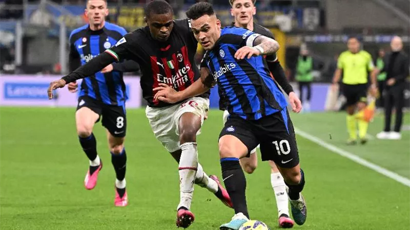 موعد والقناة الناقلة لديربي ميلان وإنتر بدوري أبطال أوروبا