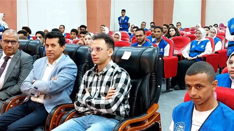 وزير الشباب يشهد ختام برنامج YLY Competition بالغردقة