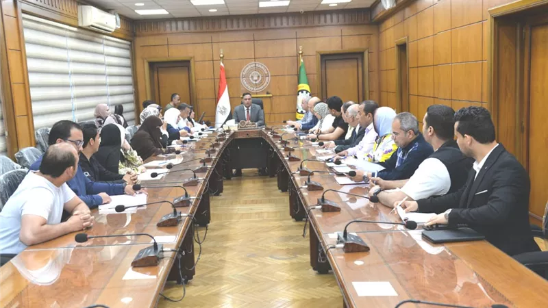 محافظ الدقهلية يقرر تكثيف الأعمال علي مدار 24 ساعه