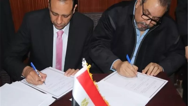 القوى العاملة توقع برتوكول لتدريب الشباب على التسويق الإلكتروني