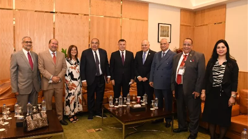 رئيس جامعة الأقصر يشارك فى المؤتمر الدولى السنوى لجامعة عين شمس