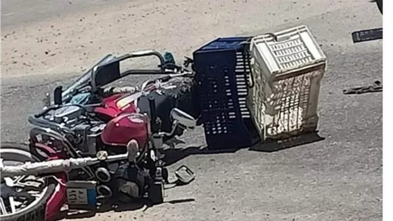 مصرع عامل دليفري في حادث تصادم بنزلة كوبري فيصل